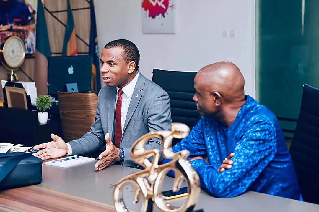 Wilson Samson Professional